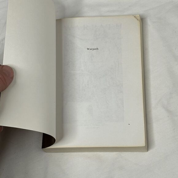 Warpath : The True Story of the Fighting Sioux by Stanley Vestal (1984) SC - Picture 4 of 6